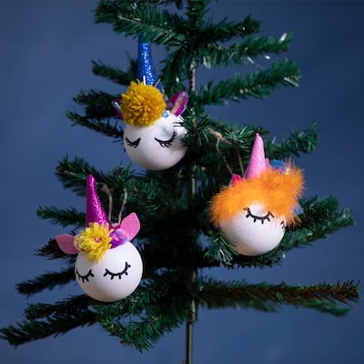 ¡Unicornios en tu arbolito!