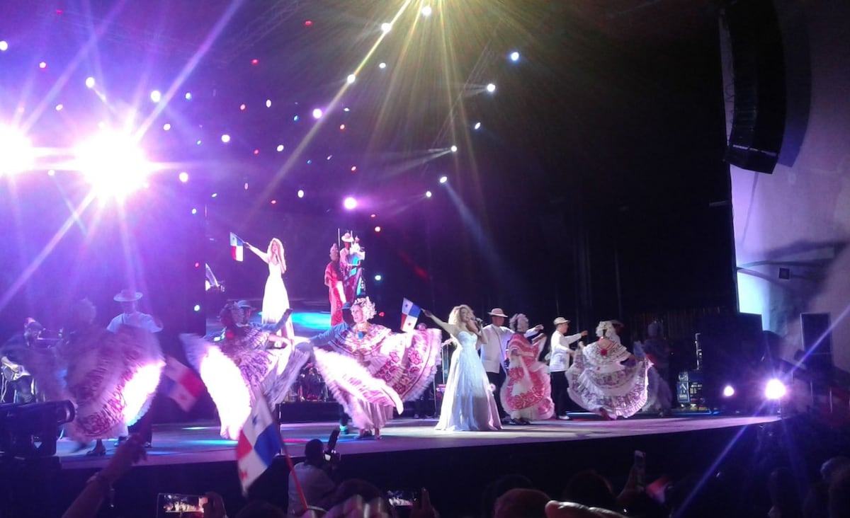 El emotivo concierto de Erika Ender en Panamá