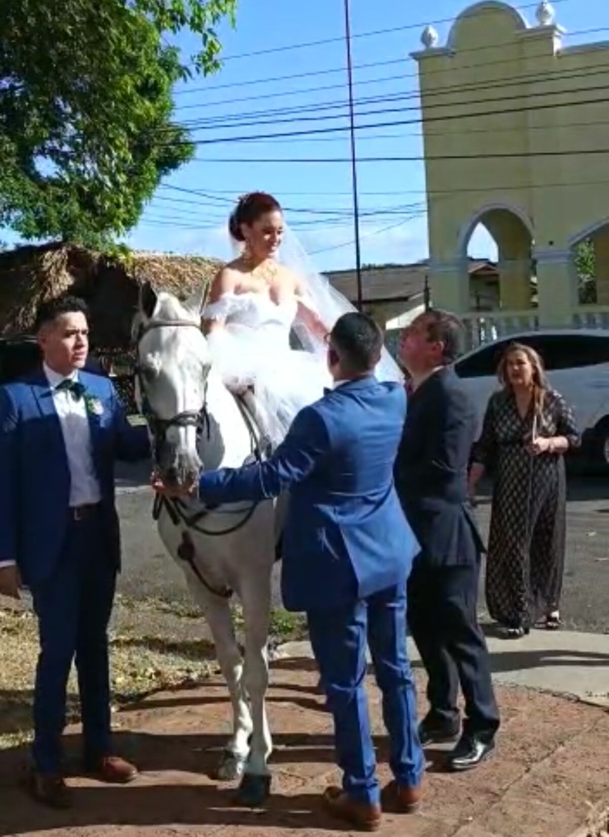 La boda en Veraguas de la presentadora de tv, La Chichi de Papa