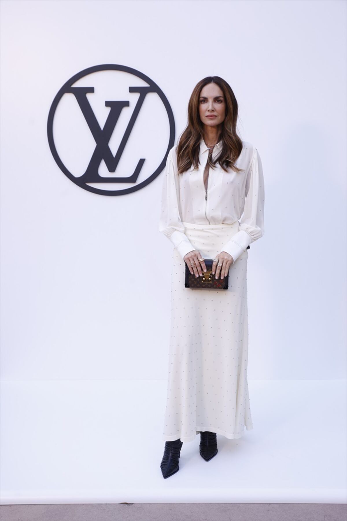 Sophie Turner, Ana de Armas o Ester Expósito... espectaculares en el desfile de Louis Vuitton en Barcelona