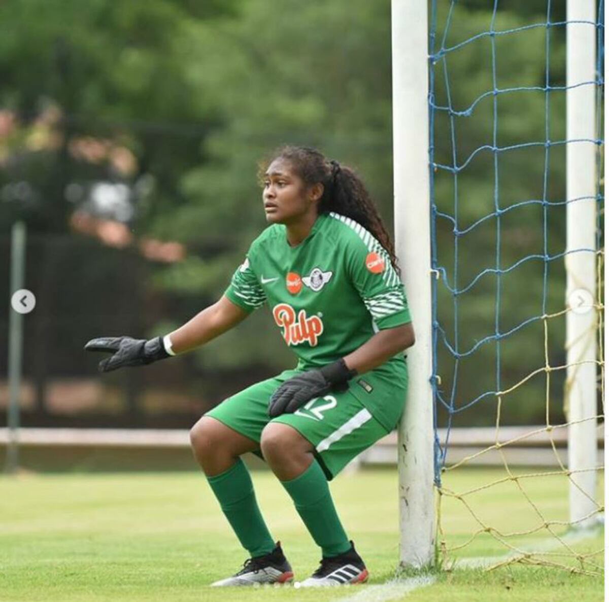 La panameña Yenith Bailey, portera de oro en Paraguay