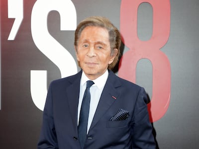 El diseñador italiano Valentino muere en Roma a los 93 años