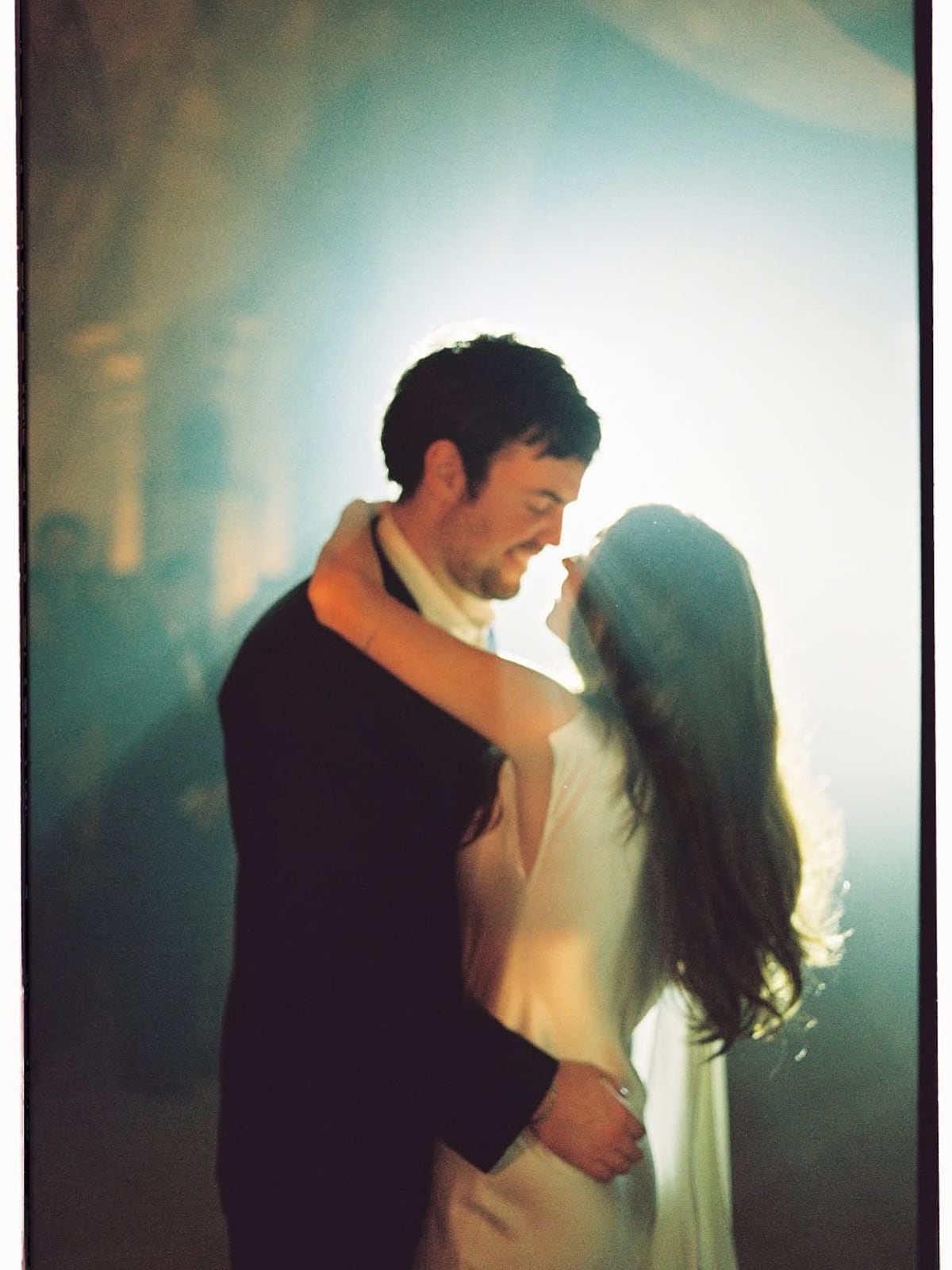 Las fotos de la boda de Stella, hija de los actores Antonio Banderas y Melanie Griffith