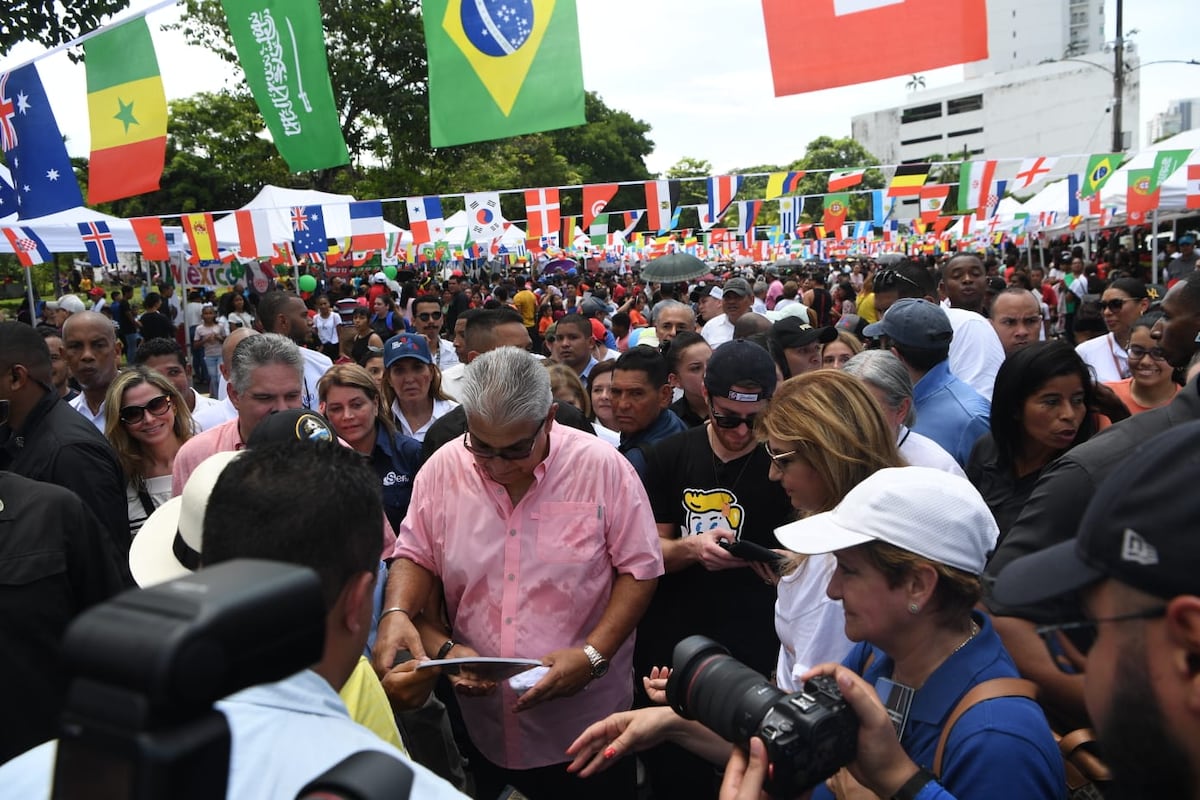 Postales del Día del Niño y la Niña en el Parque Omar, organizado por el Despacho de la Primera Dama