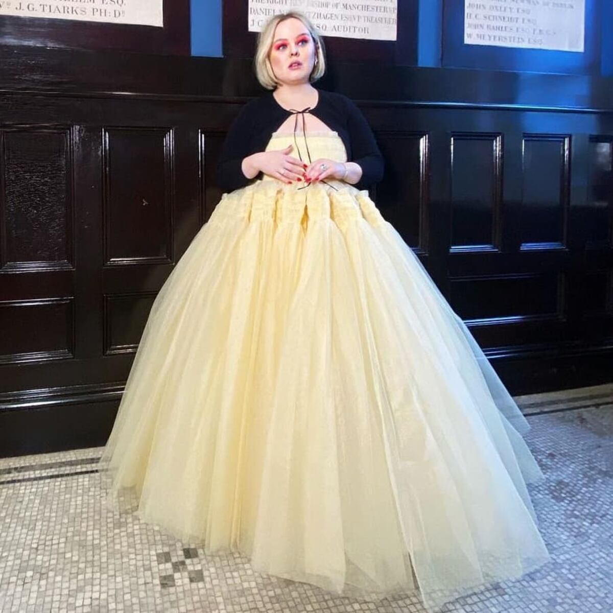 Un vestido de pierrot o de un diseñador que visitó Panamá en la alfombra roja virtual de los Globos de Oro 2021