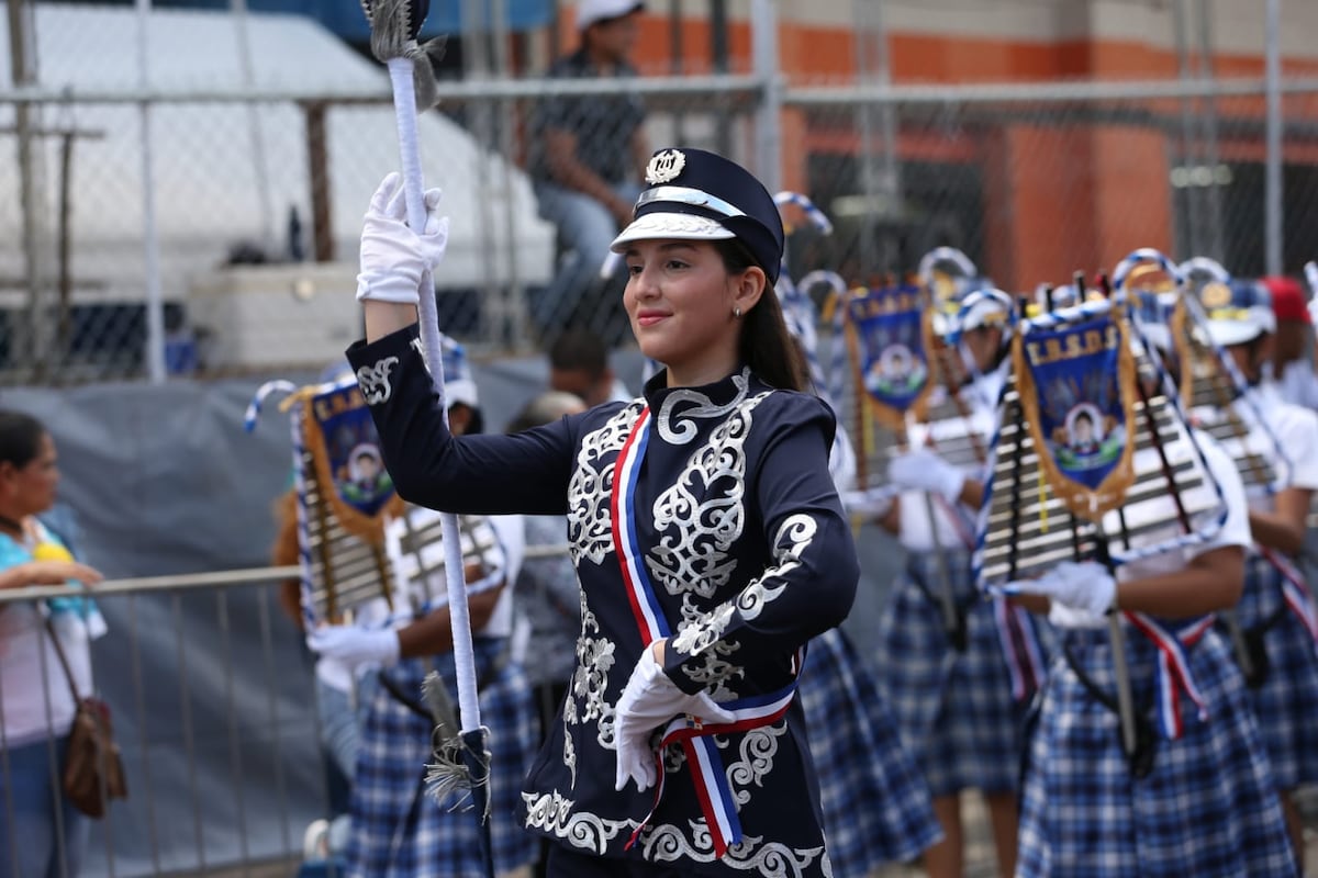 Desfile en La Chorrera: más de 100 delegaciones celebran la independencia de Panamá