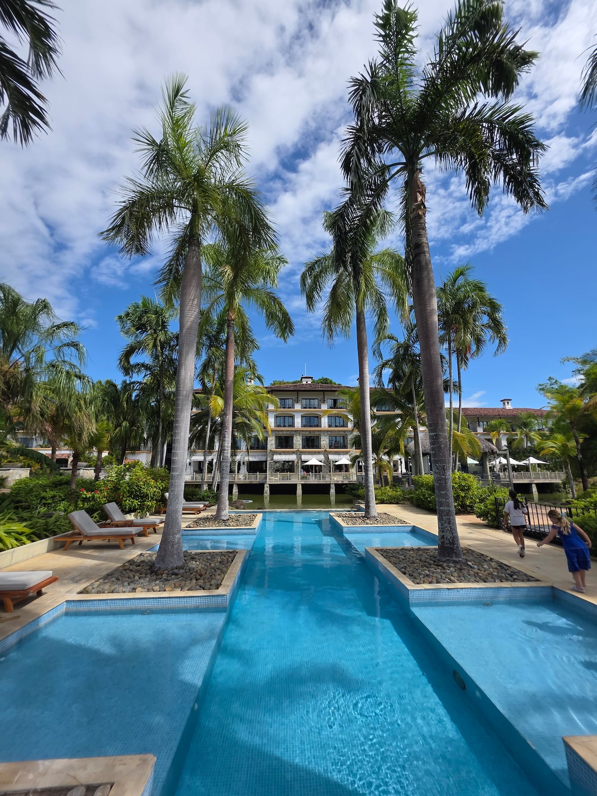 Cinco razones para tener un fin de semana de bienestar y amigas en la Riviera Pacífica