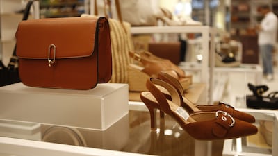 La tendencia se renueva: Redescubriendo la tienda renovada de Payless en Metromall