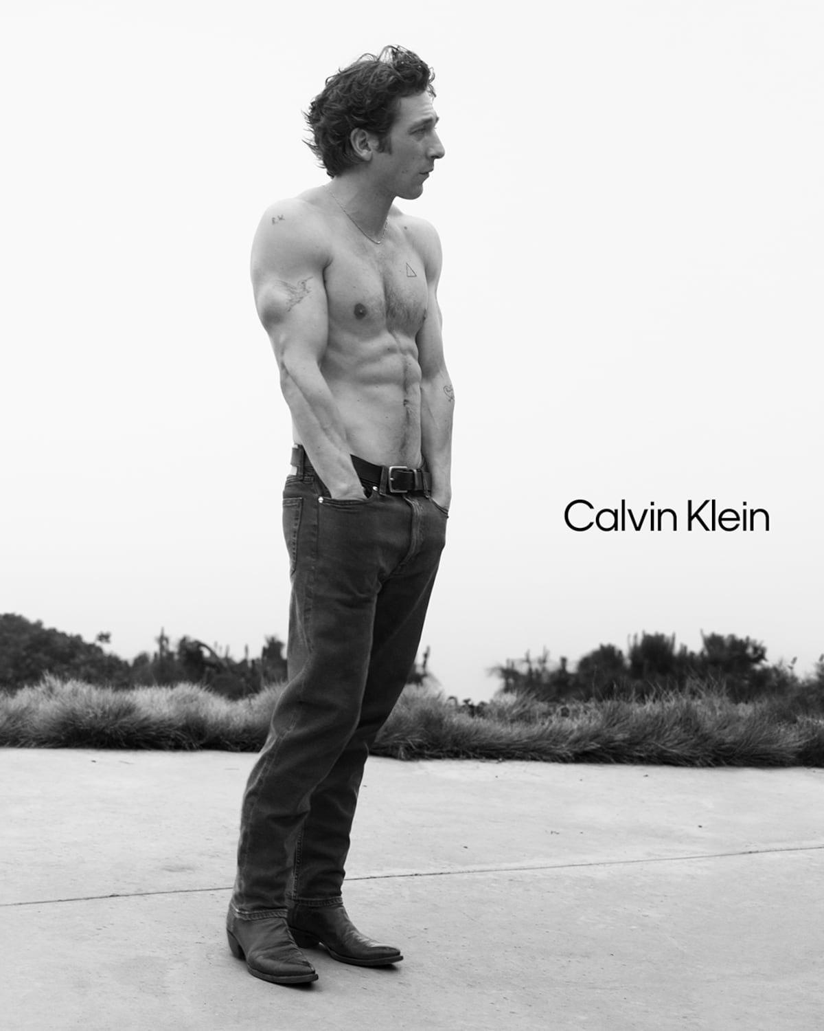 Jeremy Allen White y Calvin Klein lo vuelven a hacer: 8 fotos de la nueva y sexi campaña
