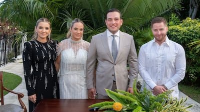 Mayer Mizrachi, alcalde de Panamá, fue uno de los testigos de la boda del embajador Kevin Marino Cabrera y Andrea Altamirano-Duque