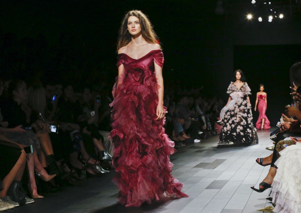 Marchesa cancela su desfile en Nueva York tras escándalo de Weinstein