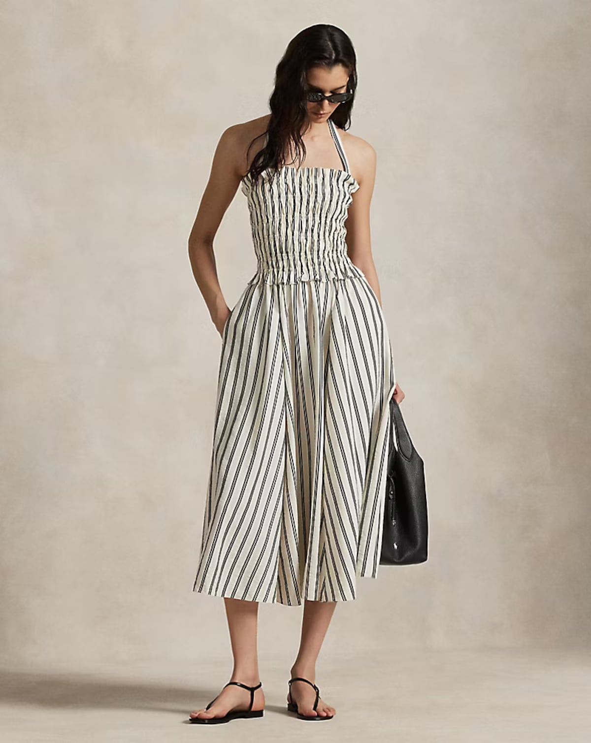 En 20 minutos se agotó el vestido Ralph Lauren con el que se comprometió Taylor Swift