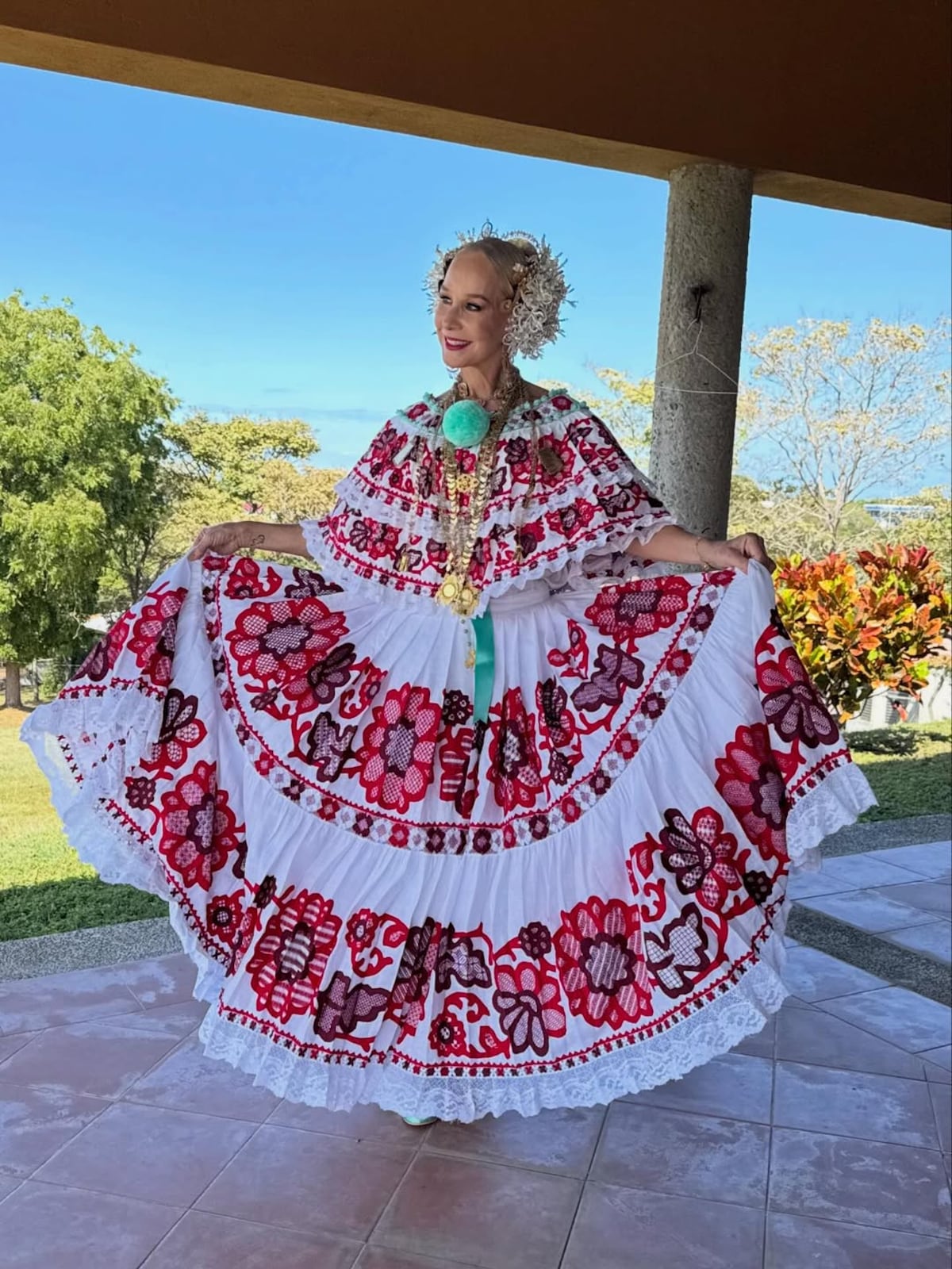 Kiara Pérez, Monique Mulino, Nicolle Ferguson y demás personalidades panameñas en el Desfile de las Mil Polleras 2026