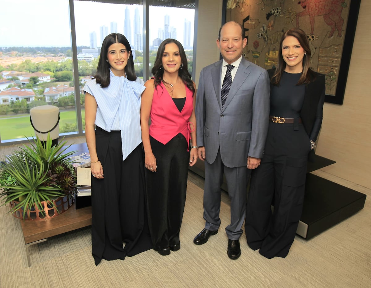 Mujeres que construyen su futuro con Única, un programa de Global Bank