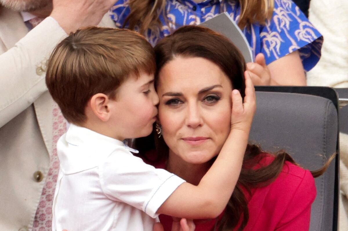 Las fotos de Kate y su hijo, el príncipe Louis, que seguro no has visto 