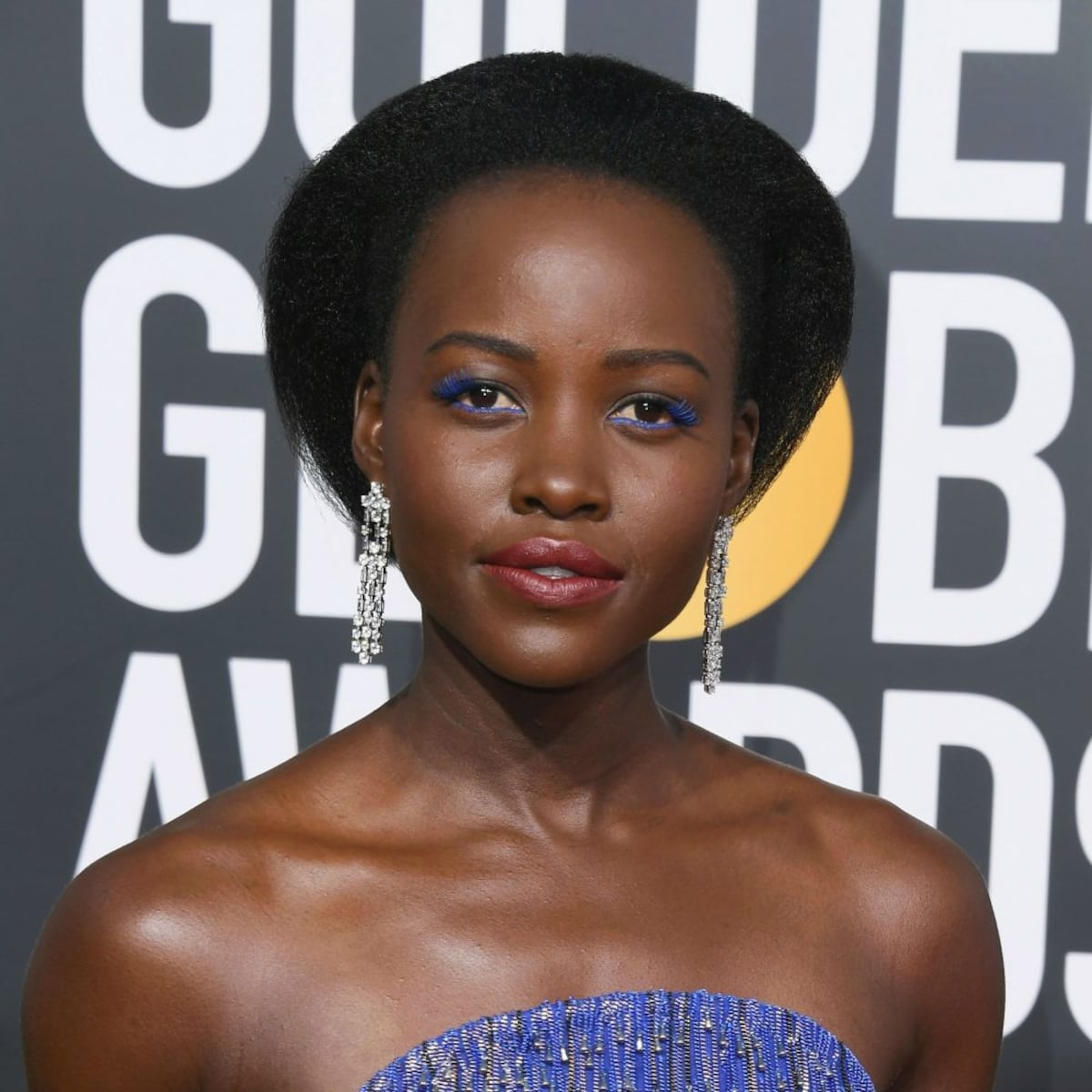 Dile adiós al clásico delineado negro y llena tus ojos de color