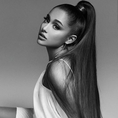 Nuevo récord coloca a Ariana Grande a la par de Los Beatles