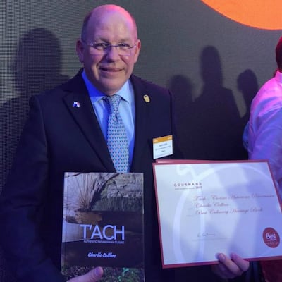 El chef Charlie Collins gana para Panamá el premio al Mejor libro de Herencia Culinaria
