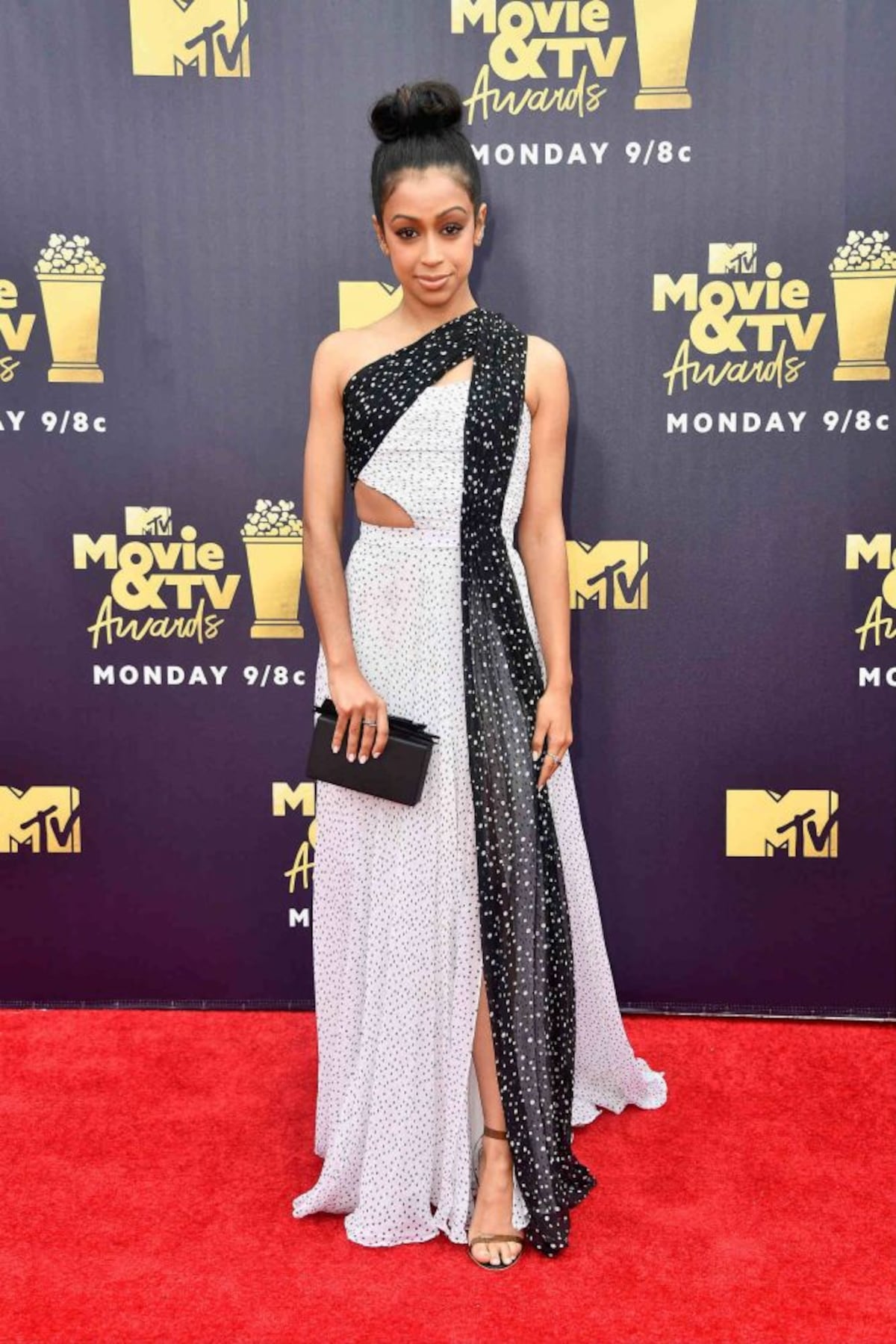 Trajes reveladores en la alfombra roja de los MTV Movies Awards 2018