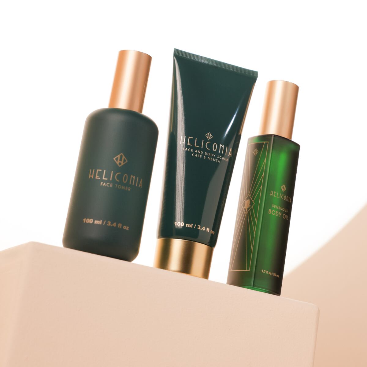 Cuidado de la piel nacido de los trópicos