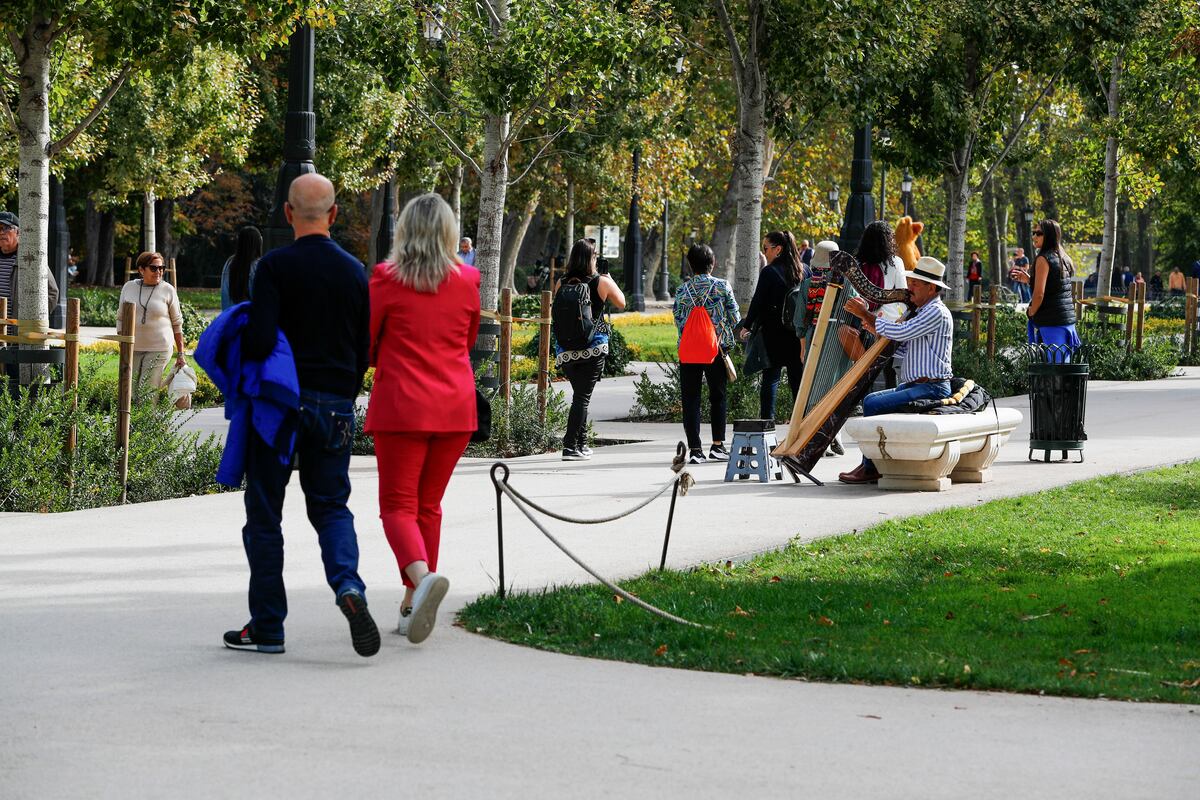 ¿Juventudes más infelices?: El mayor estudio mundial hasta la fecha comienza a perfilar qué factores dan más bienestar