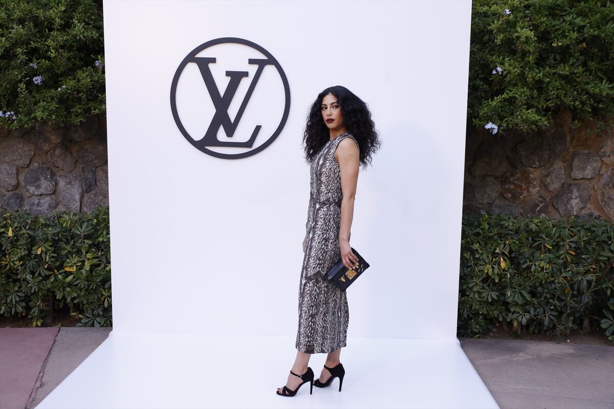 Sophie Turner, Ana de Armas o Ester Expósito... espectaculares en el desfile de Louis Vuitton en Barcelona