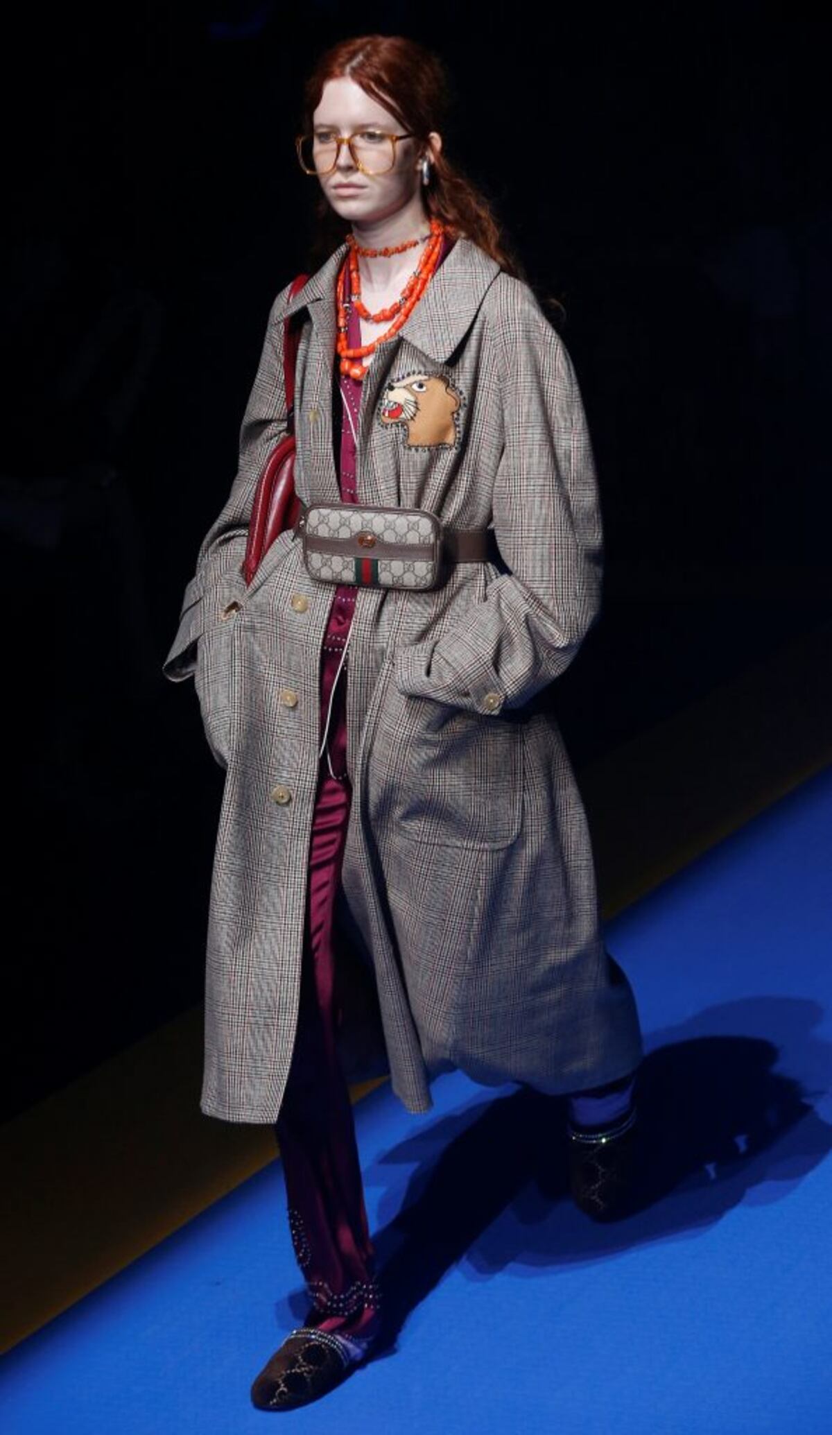 Gucci trae la década de 1980 de vuelta en el Milán Fashion Week