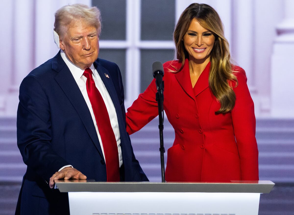 Melania, una primera dama dos veces en el huracán mediático