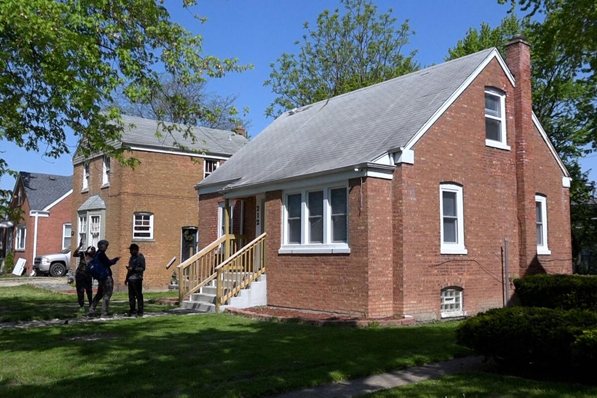 El pueblo donde vivió el papa León XIV de niño compra su casa para ser monumento histórico
