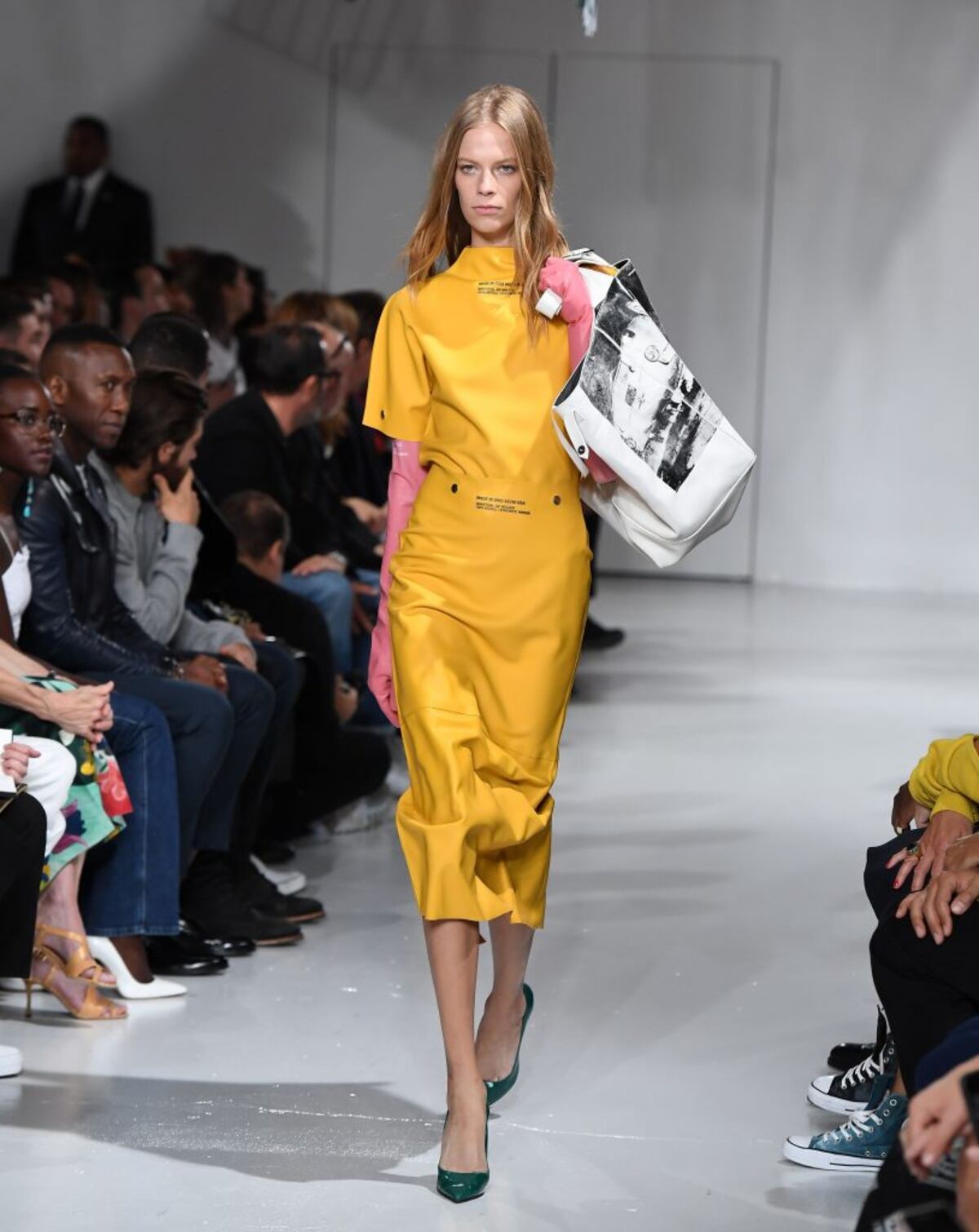 Horror vs. belleza, la gran inspiración del desfile de Calvin Klein