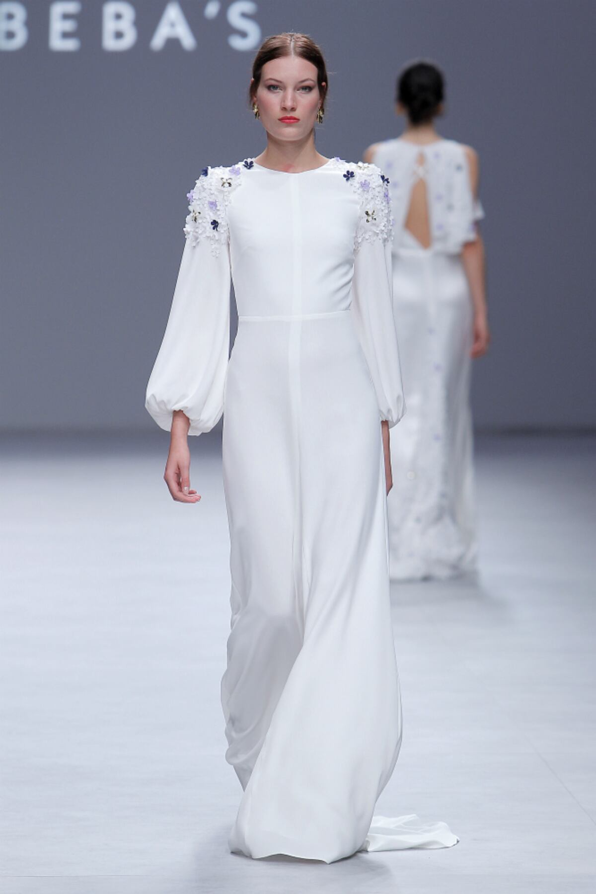 Ocho tendencias en trajes para la novia