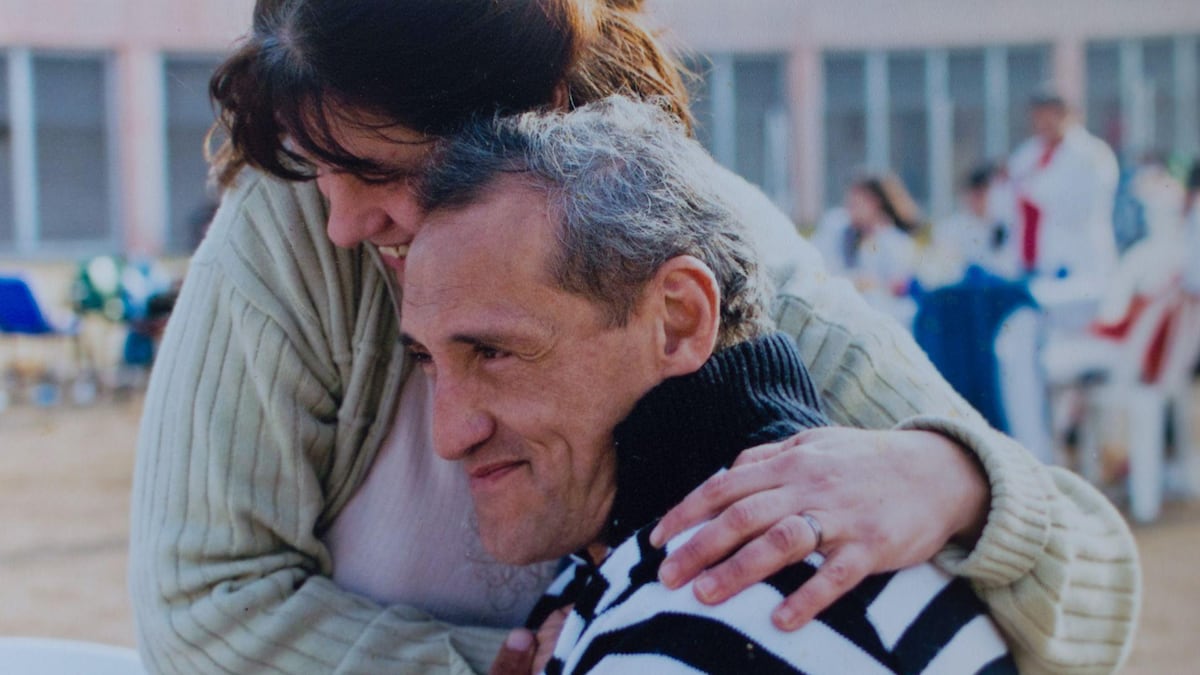 Andrea Casamento, la argentina que se casó con un preso al que conoció cuando visitaba a su hijo en la cárcel