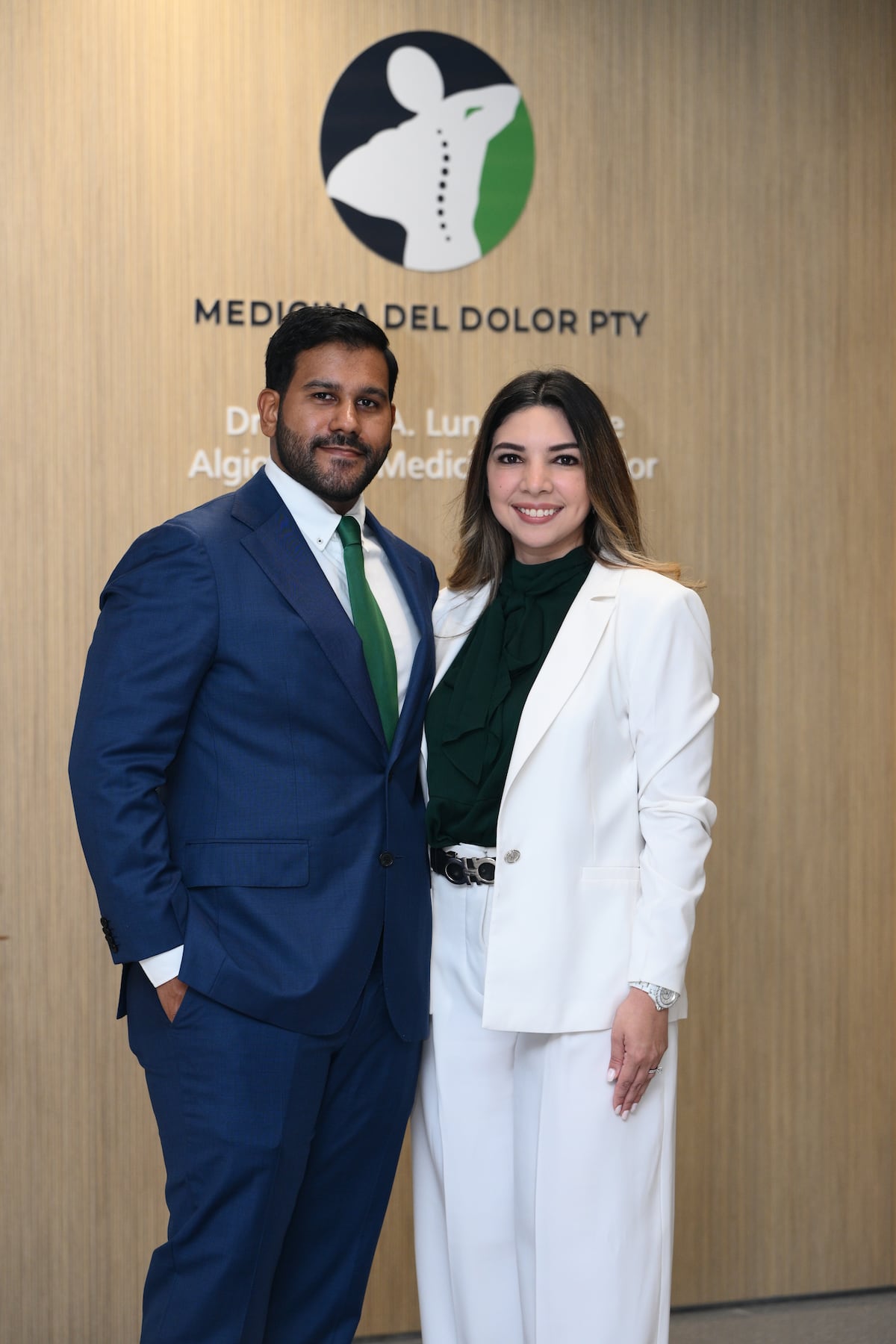 Dr. Edgar Luna inaugura nuevo consultorio de Medicina del Dolor en The Panama Clinic