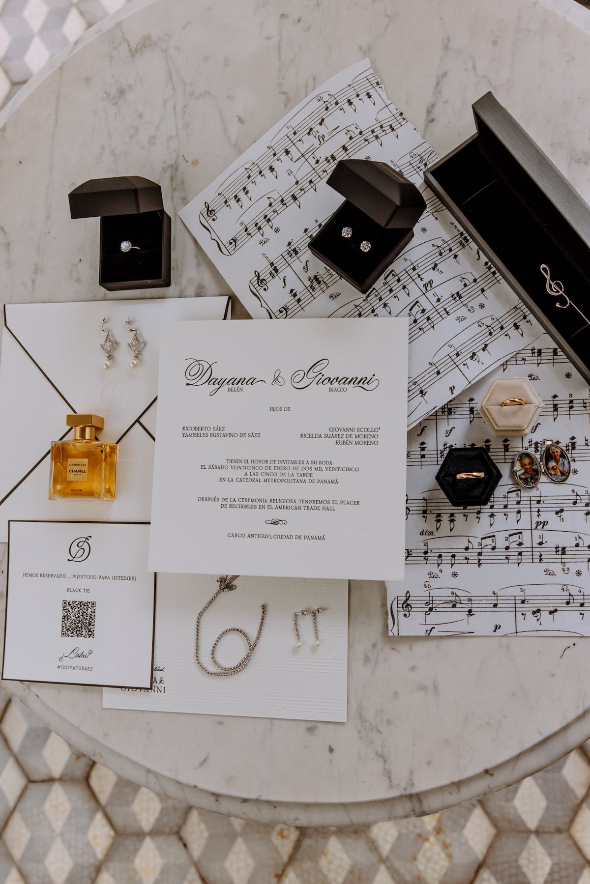 Un pastel decorado con 66 rosas y tres vestidos de novia: la boda de Dayana y Gio 