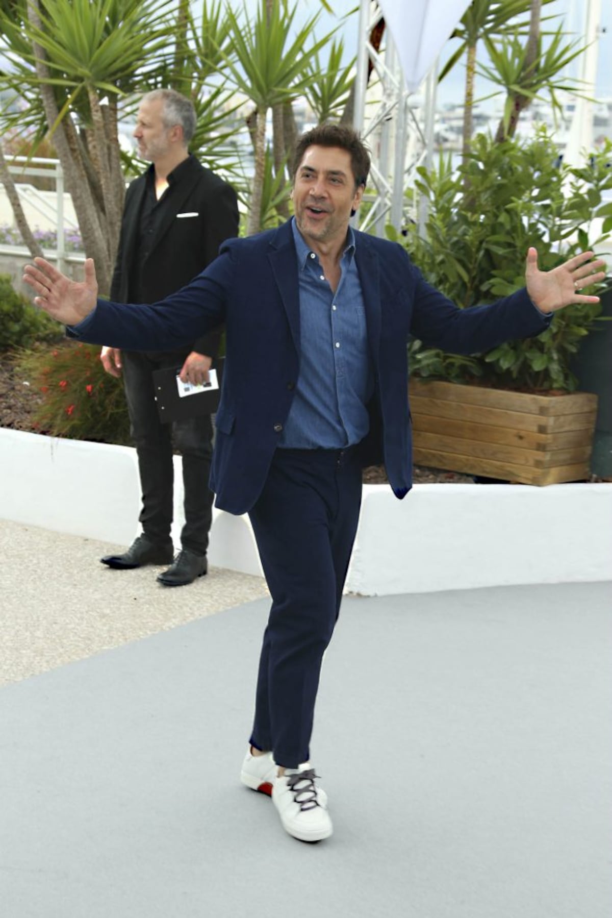 John Legend, Javier Bardem y otros famosos con un ‘look’ casual en zapatillas