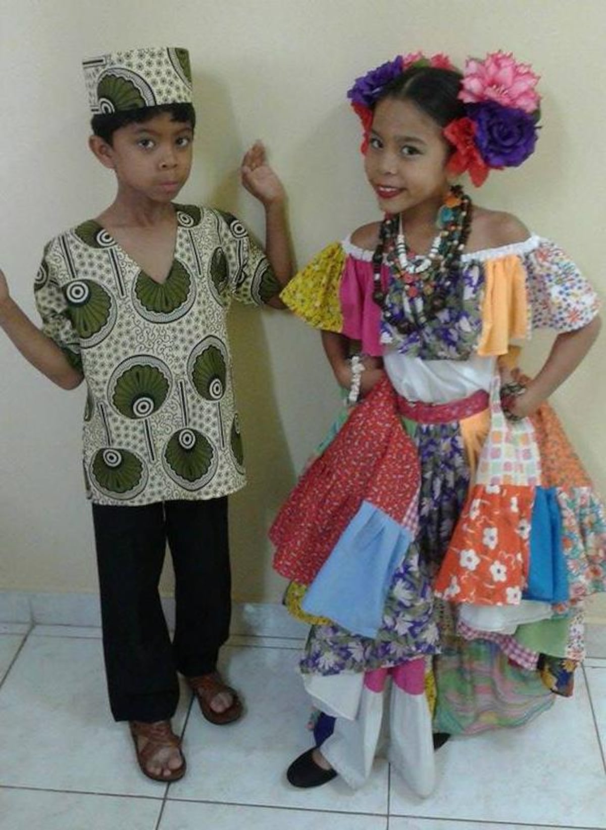 Niños y jóvenes celebran el Día de la Etnia Negra en Panamá