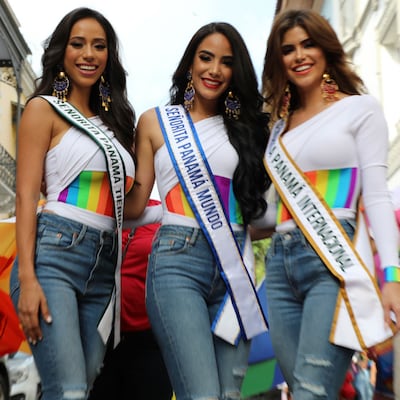 Personalidades de Panamá en la marcha de la diversidad