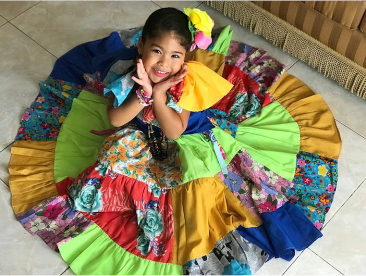 Niños y niñas en Panamá enaltecen a la etnia negra en su día