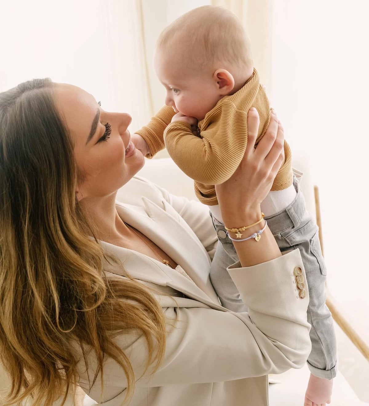 Las madres que compiten por la corona de Miss Universo 2024