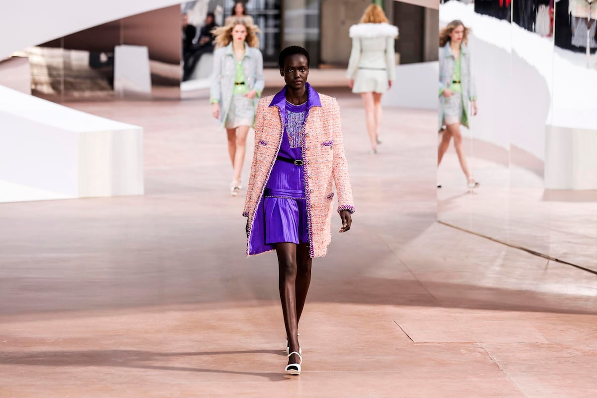 Chanel eleva la temperatura de la Alta Costura de París