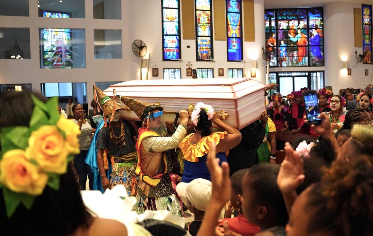 Cantos y danza: el funeral congo de la Reina Madre, Alejandrina Lan Jaramillo