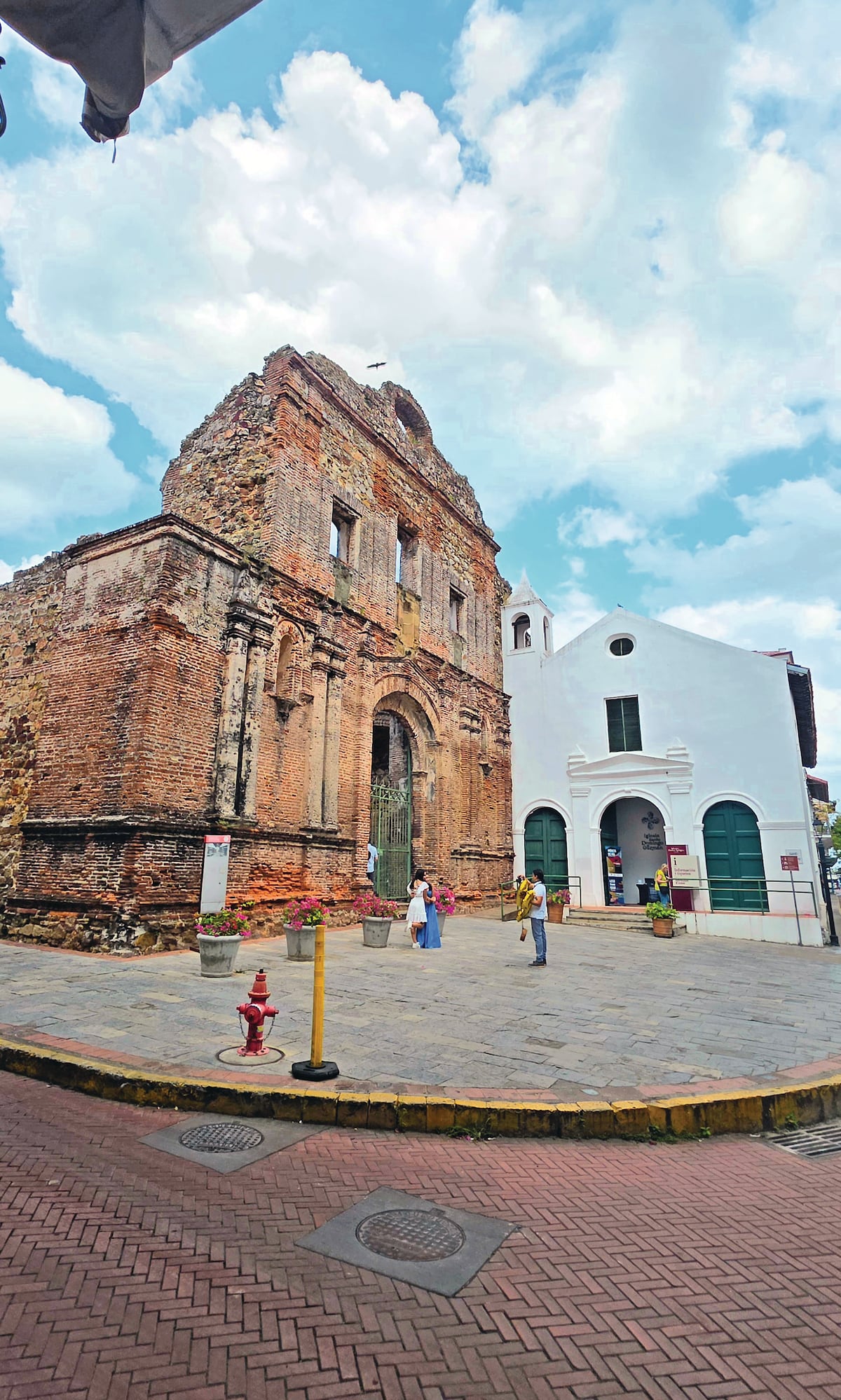 Estas son las 7 iglesias que puedes visitar este Jueves Santo en el Casco Antiguo