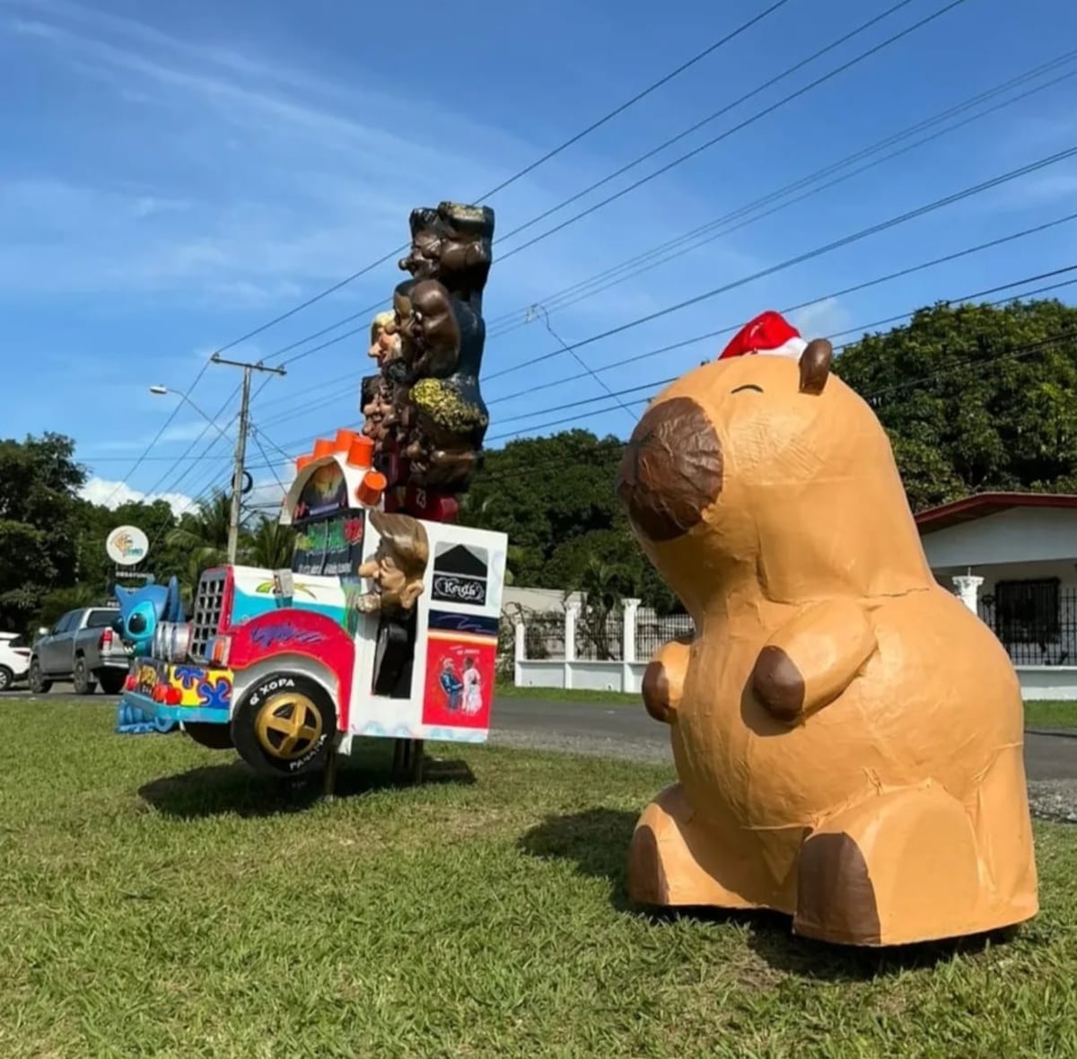 ‘La Demoledora’ y el ‘Diablo rojo de la Selección’: Llegan los muñecos de año viejo a Chame
