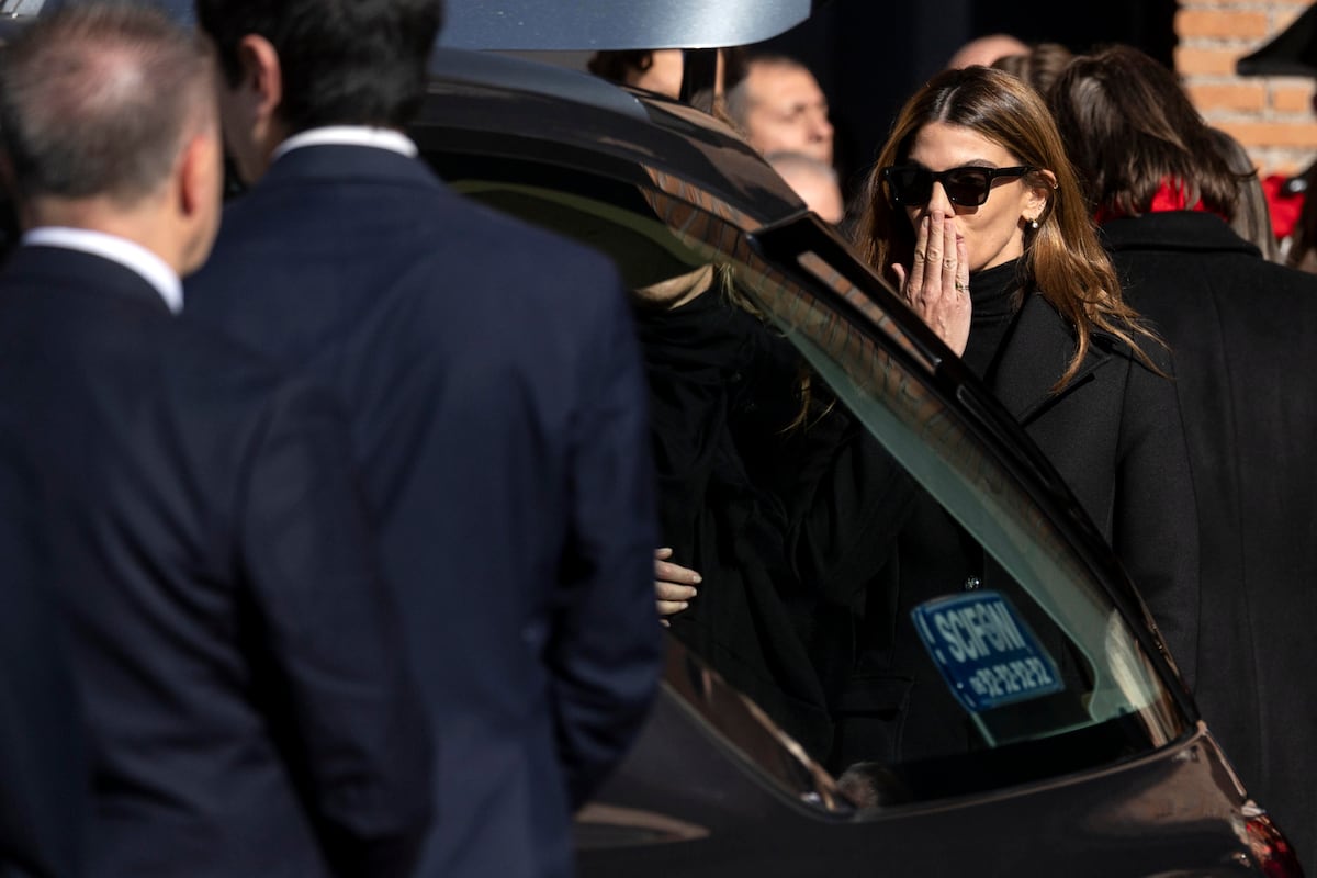 La moda, el cine y sus musas lloran al ‘grandioso Valentino’ en su último adiós en Roma