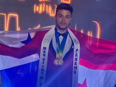 Dos medallas de oro para Panamá en certamen de belleza masculina 