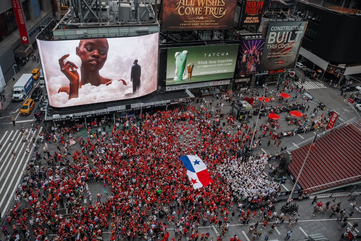 Fotos del banderazo panameño en Times Square, Nueva York, previo al partido contra Inglaterra