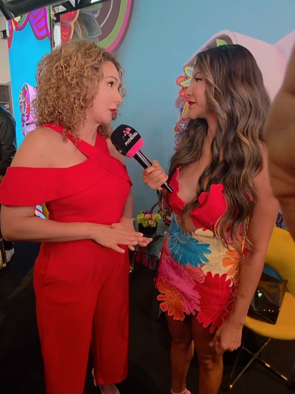 El vestido de Mónica ‘Lola’ Díaz, de diseño panameño y valorado en más de 400 dólares, para la conferencia de prensa de los Premios Juventud 2025
