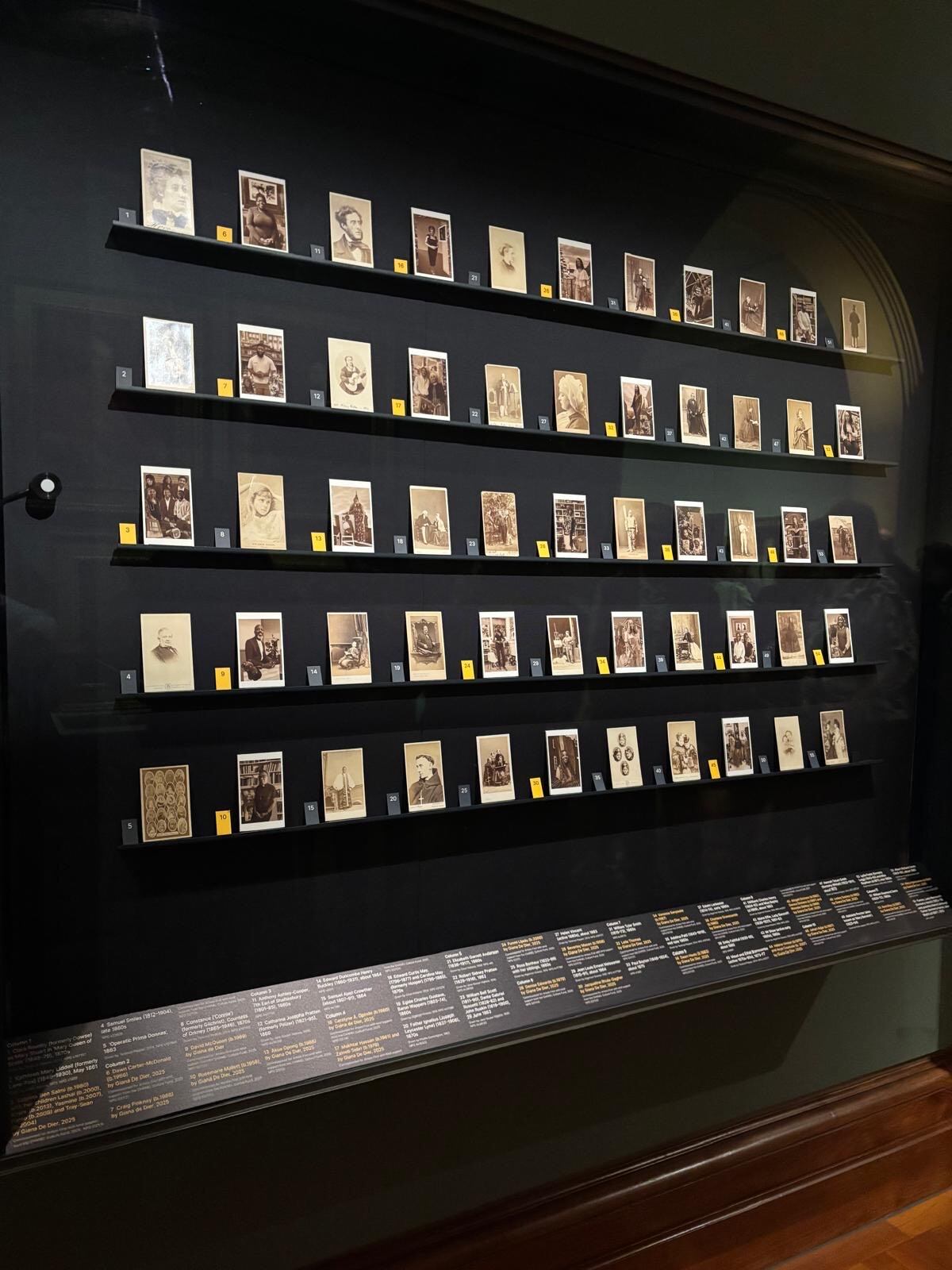 La artista panameña Giana De Dier presenta su obra en la National Portrait Gallery de Londres