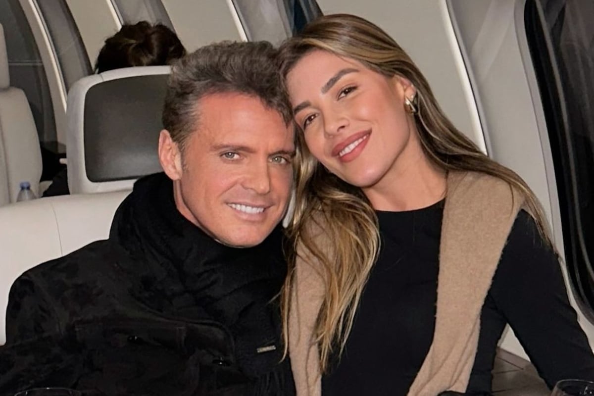 Hija de Luis Miguel comparte por primera vez una foto en el que aparecen juntos