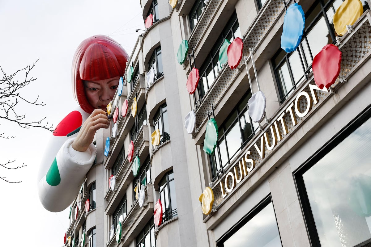 Yayoi Kusama y el arte de no desaparecer